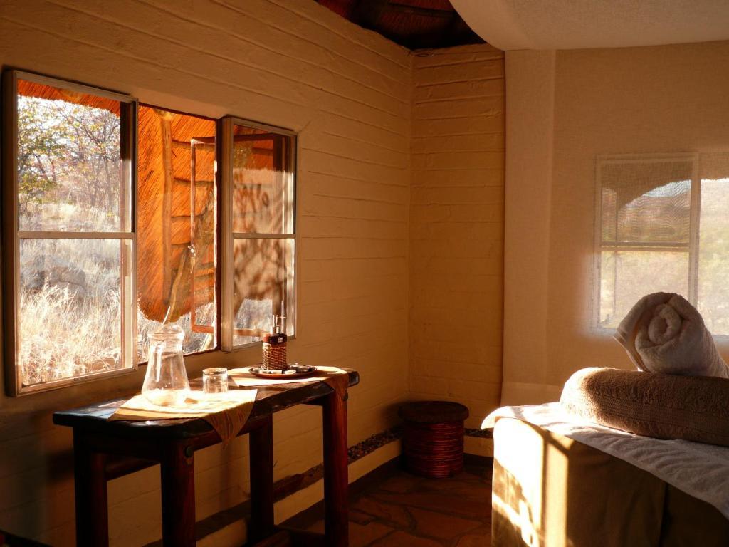 Huab Lodge Kamanjab Room photo